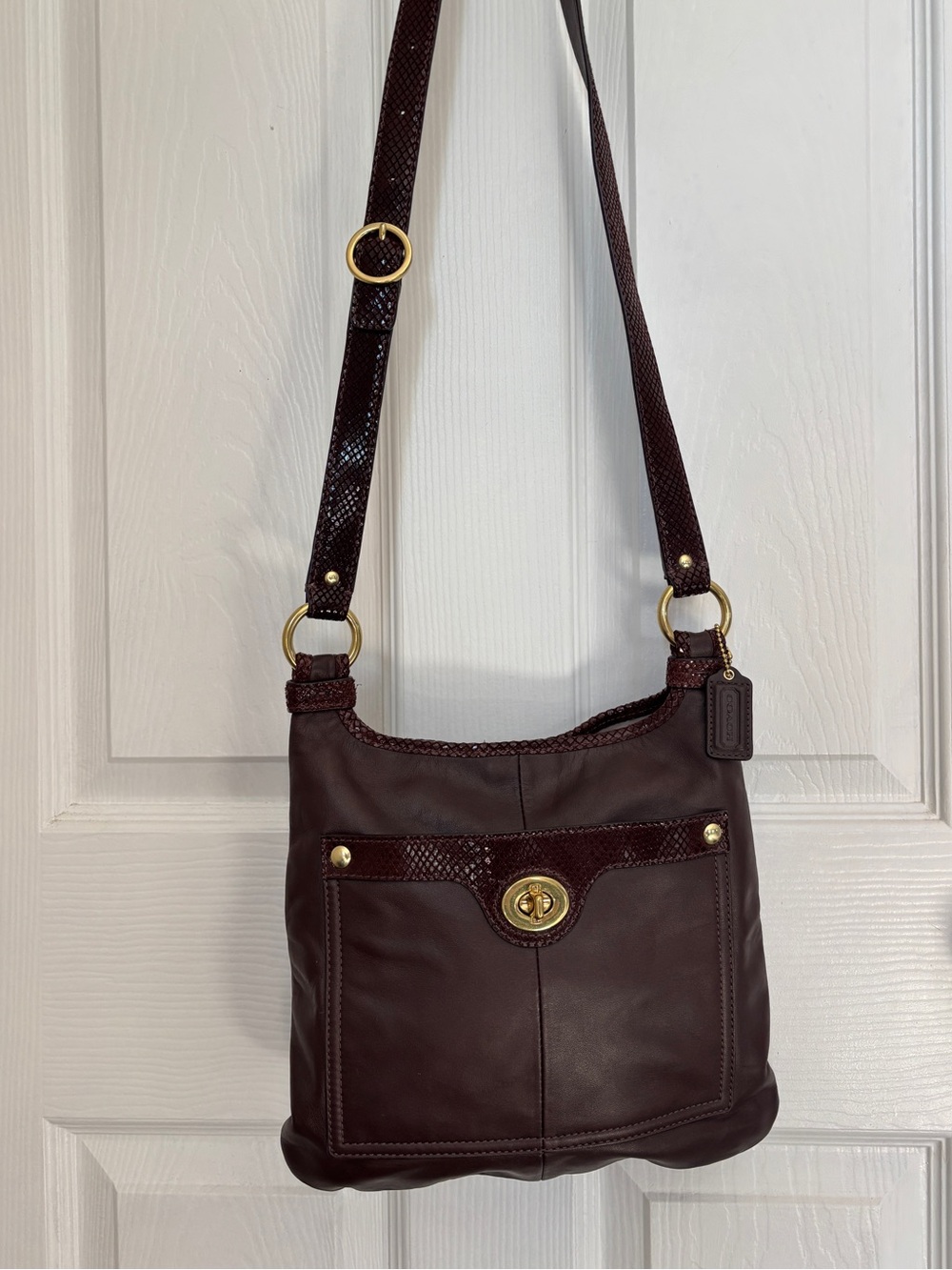 Coach Penelope Chocolate Brown Gold Hardware Snakeskin Lining with Snakeskin Tag - Picture 6 of 9